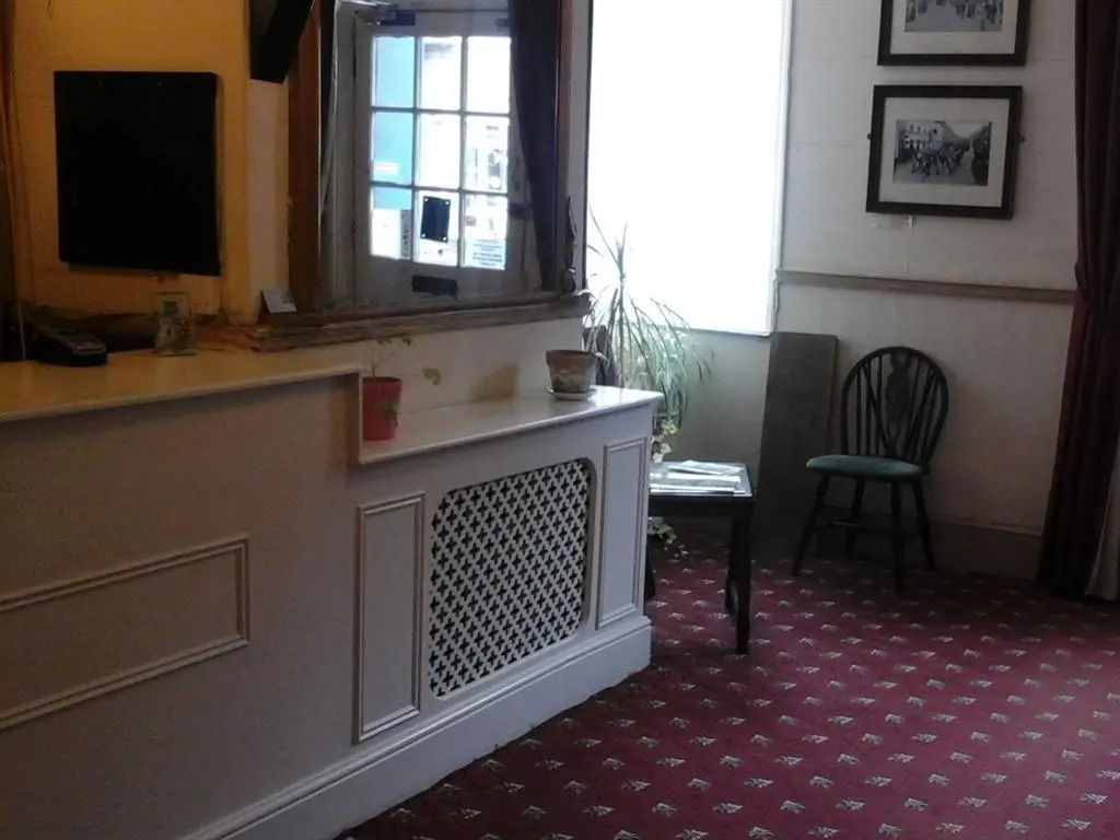 The George Hotel