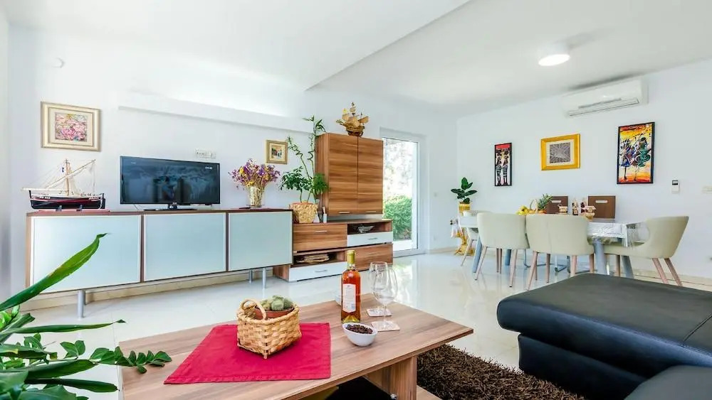 Blue Lagoon Apartment