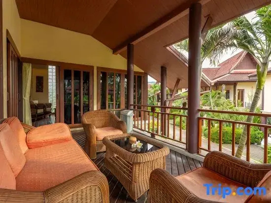 *Kamala 3BR | Pool & Beaches Minutes Away V235