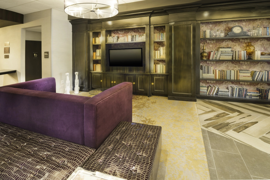 Crowne Plaza Saddle Brook by IHG
