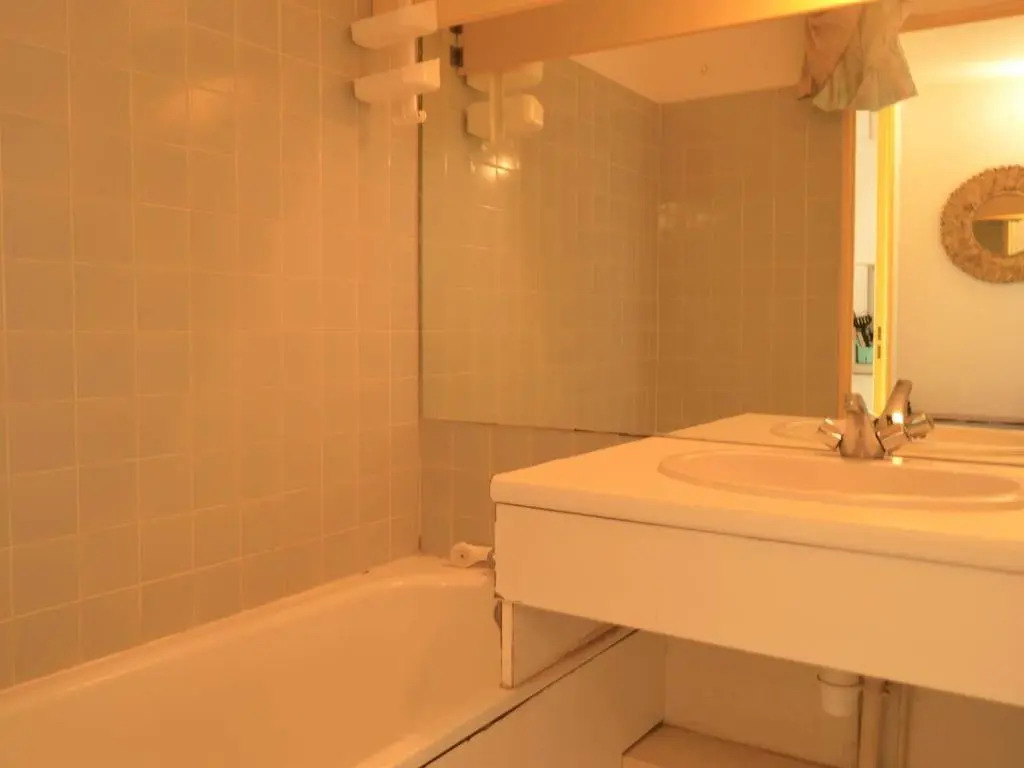 Appartement Argelès-sur-Mer, 1 pièce, 4 personnes - FR-1-225-53