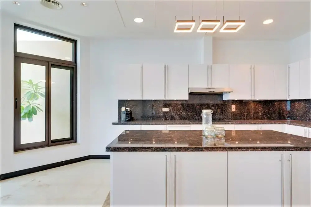 Seaview Penthouse with Private Gym & Outdoor Pool
