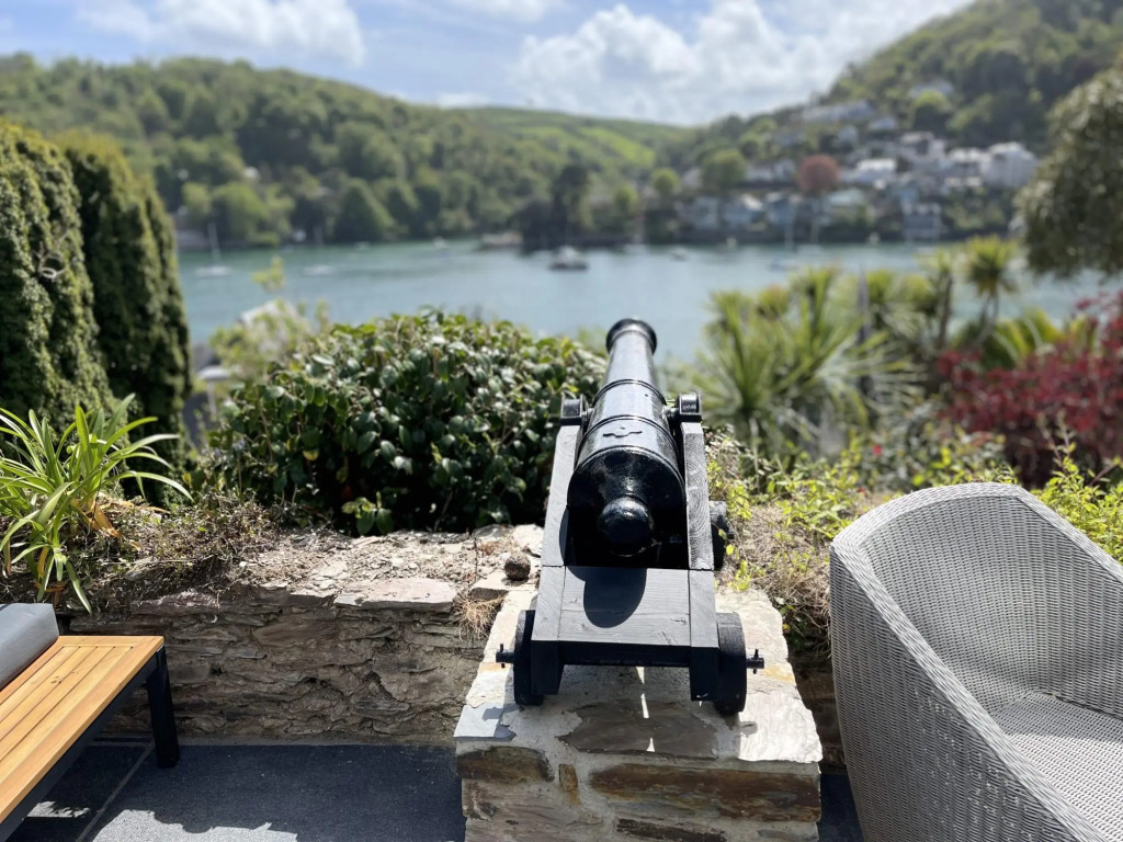 Two Guns - Contemporary, Stylish Townhouse With Stunning Sea Views