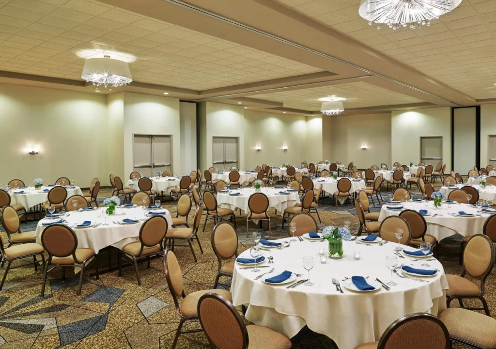 Sheraton Fort Worth Downtown Hotel