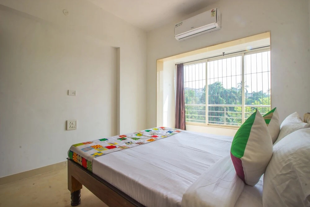 OYO 12319 Home Elegant 1bhk Dona Paula