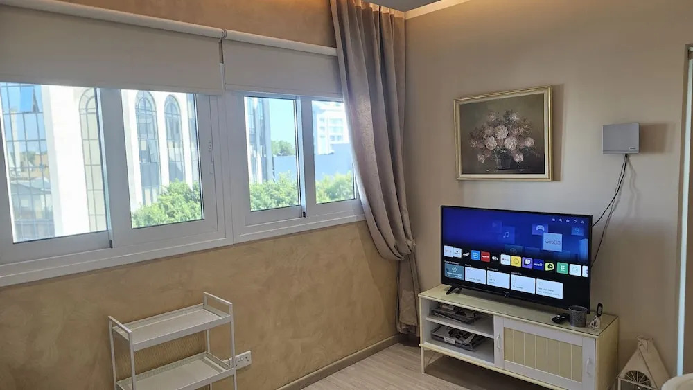 116 NIC 302a - Stay Fantasia Central Suite