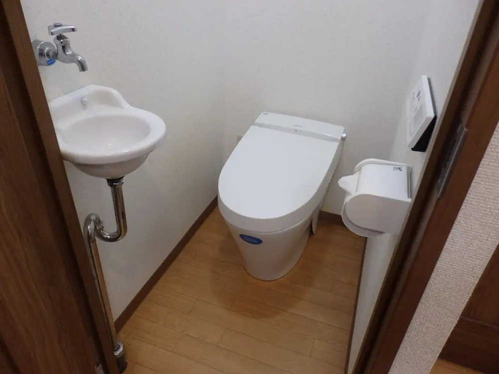 Backpackers Mini House