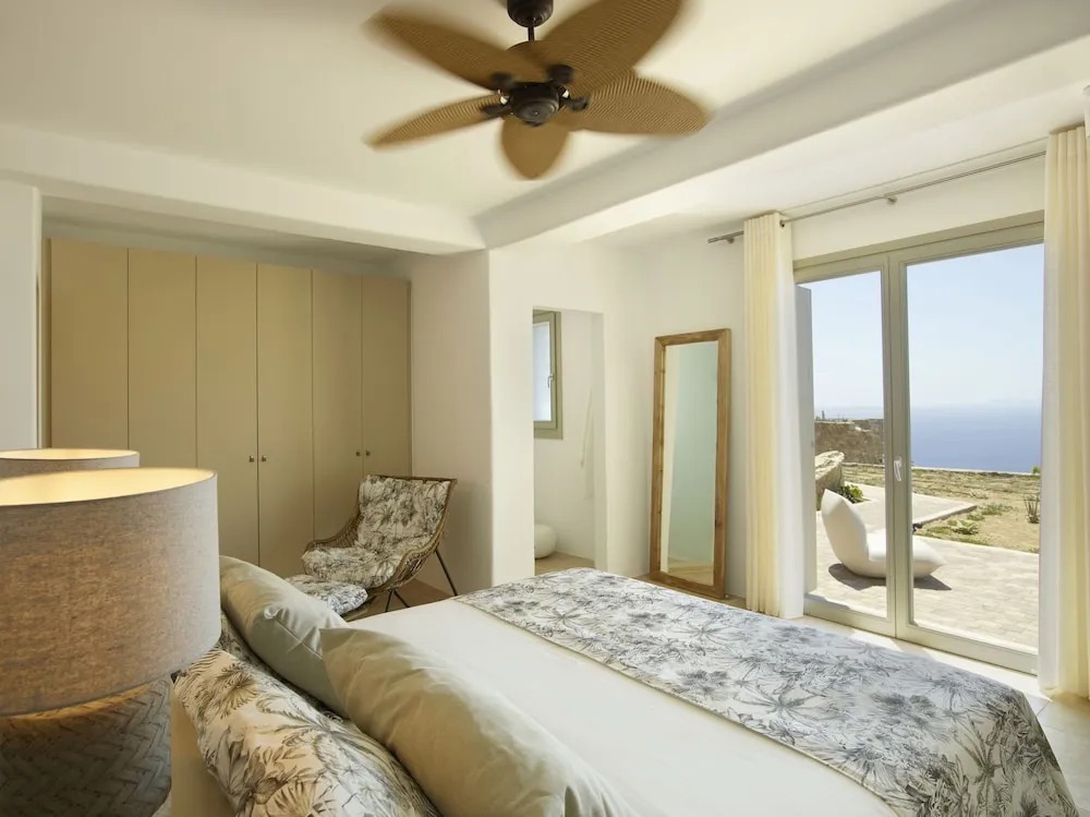 Absolute Paradise Villa Tourlos