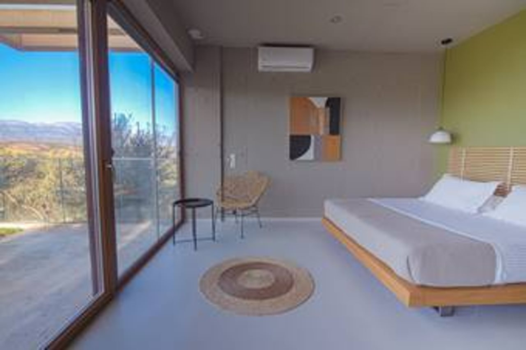Marnos Luxury Villas