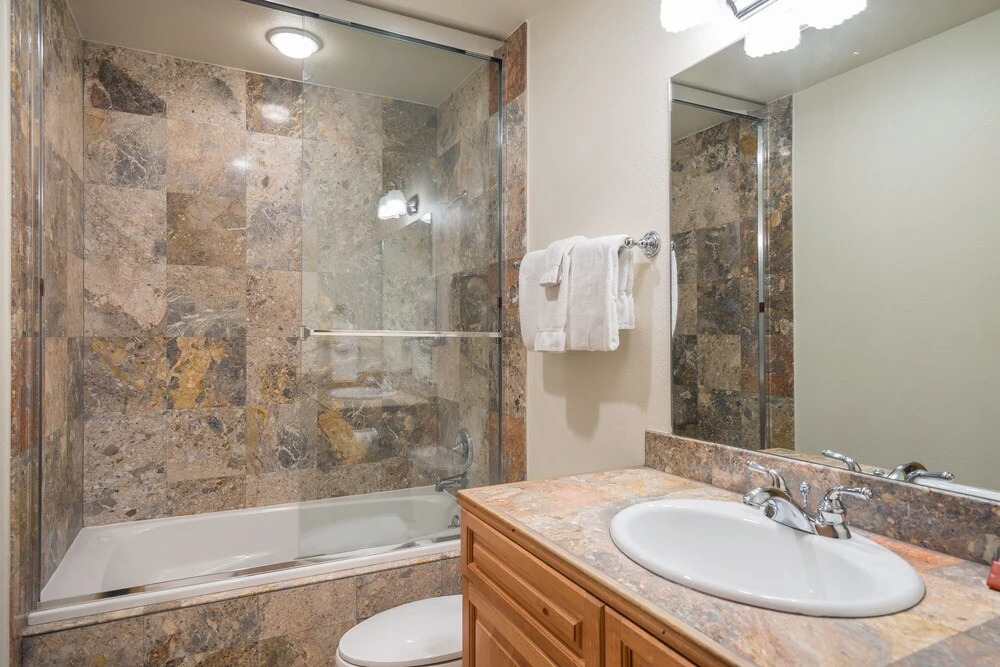Bear Creek Lodge 109 2 Bedroom Condo by Alpine Lodging Telluride
