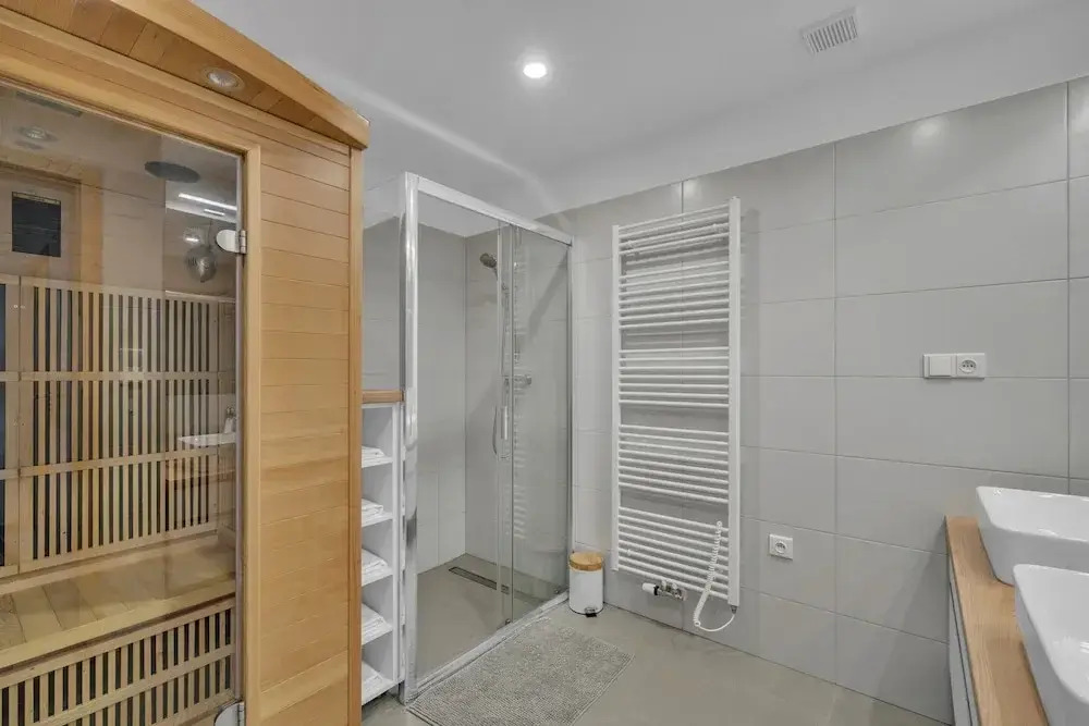Villa in Krkono e with Sauna and Forest Views