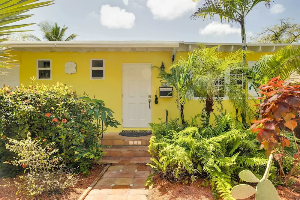 West Palm Beach Home w/ Fenced-in Yard & Deck!