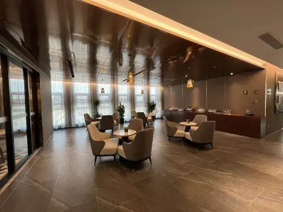 Home Inn Hotel (Linyi International Airport Wuyue Plaza)