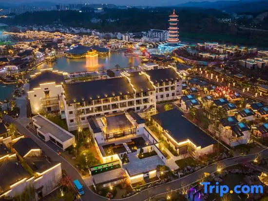 Wunvzhou Dreamless Lake Resort Hotel