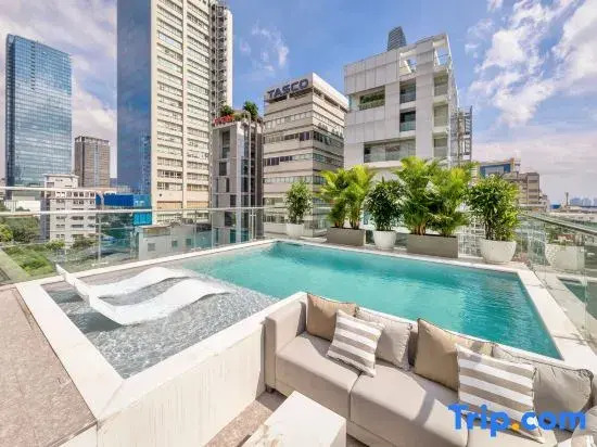 IconSphere Hotel