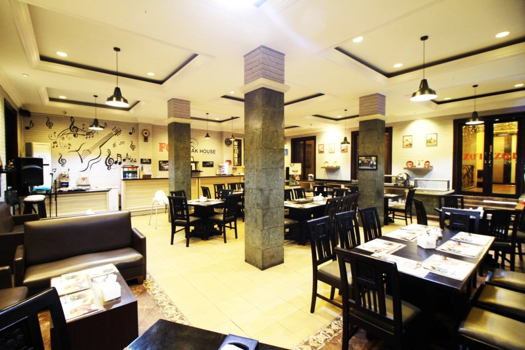 Lotus Garden Hotel