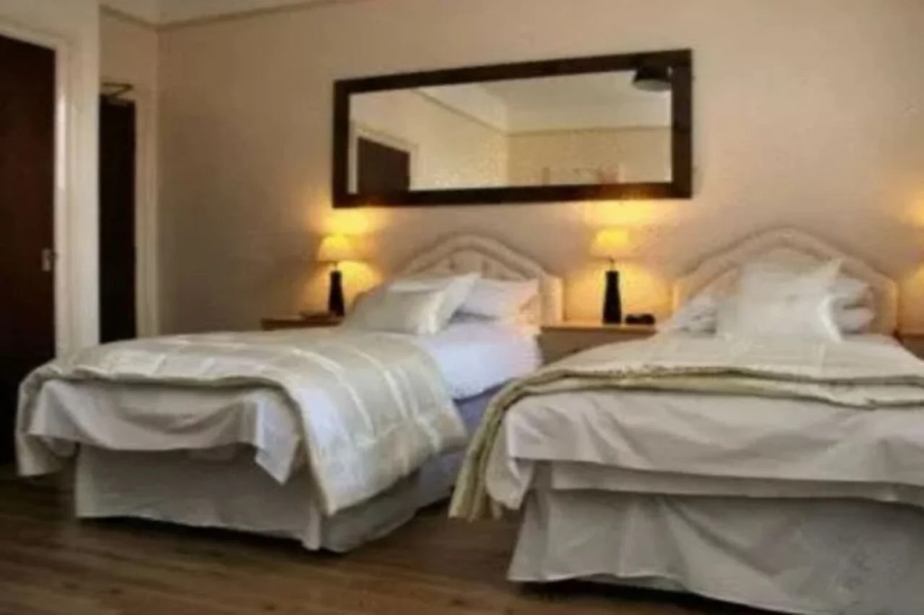 Ullet Suites