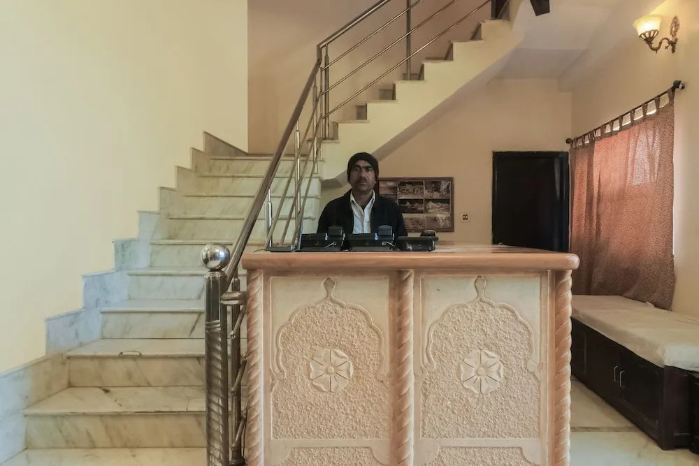Oyo 28326 Hotel Siddhi Vinayak