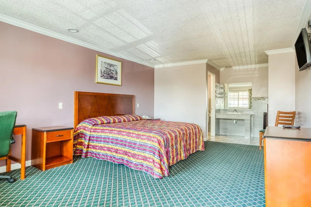 Scottish Inns Whittier