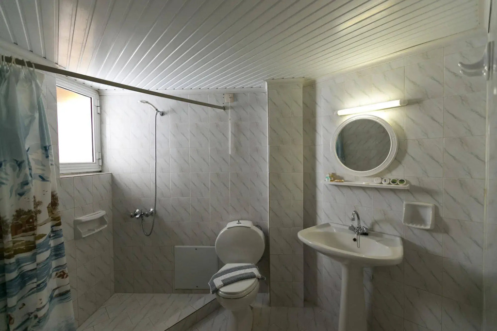 Elotia Hotel
