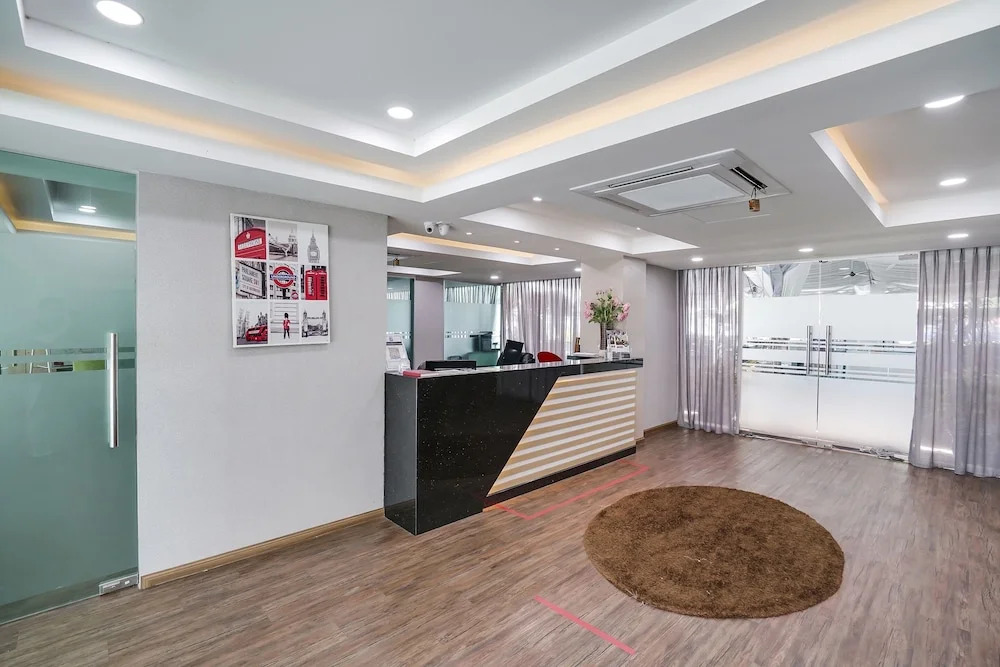 Capital O 90490 Zaques Hotel