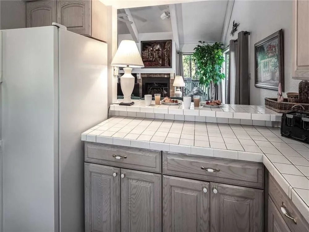 Deer Haven, 3 Bedrooms, Hot Tub, Pet Friendly, Sleeps 8