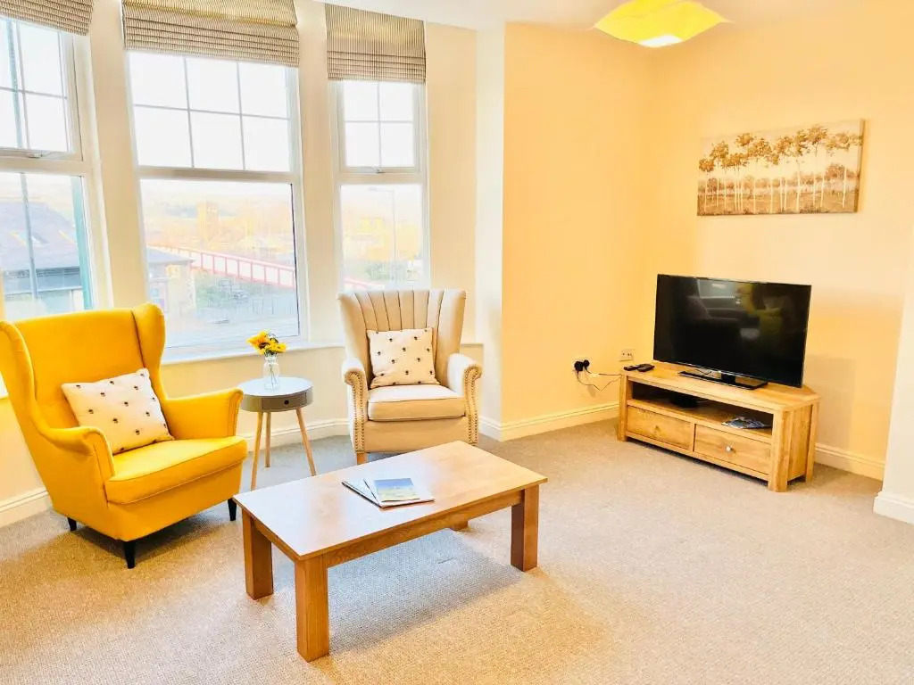 Ilkley Apartment with Parking