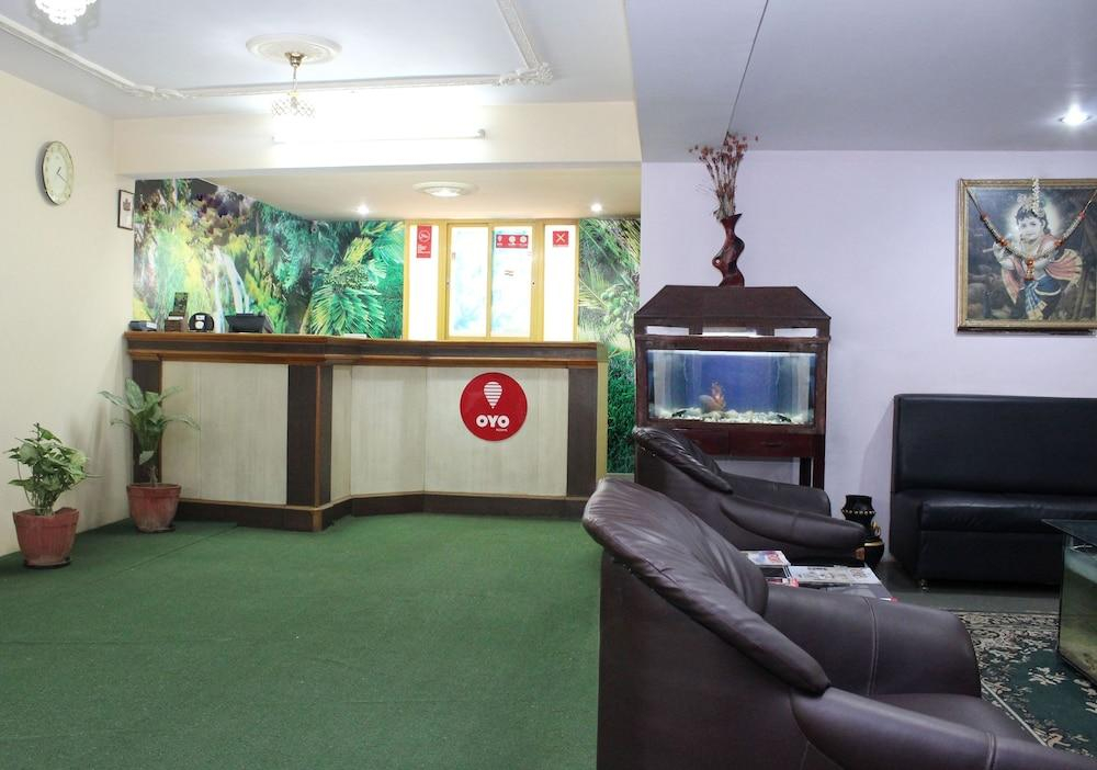 OYO 431 Hotel Maple In