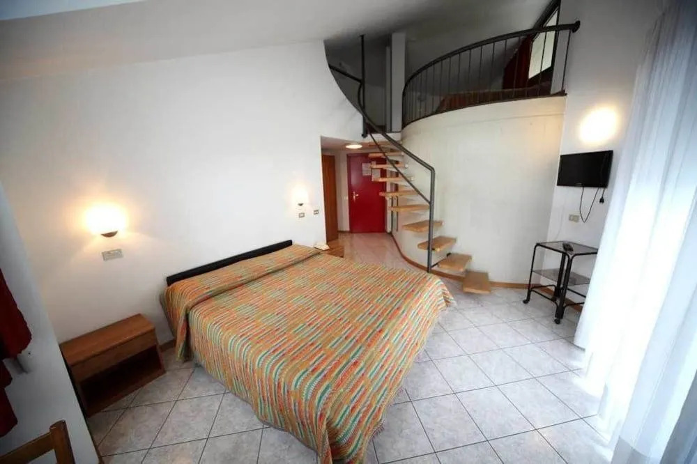 Hotel Italia