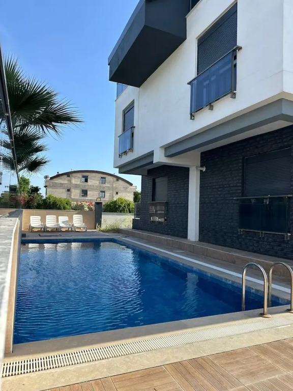 Asya Lara Suite
