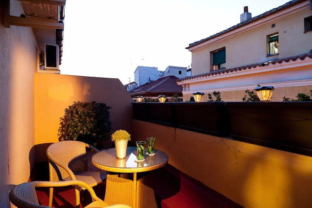 THC Tirso Molina Hostel