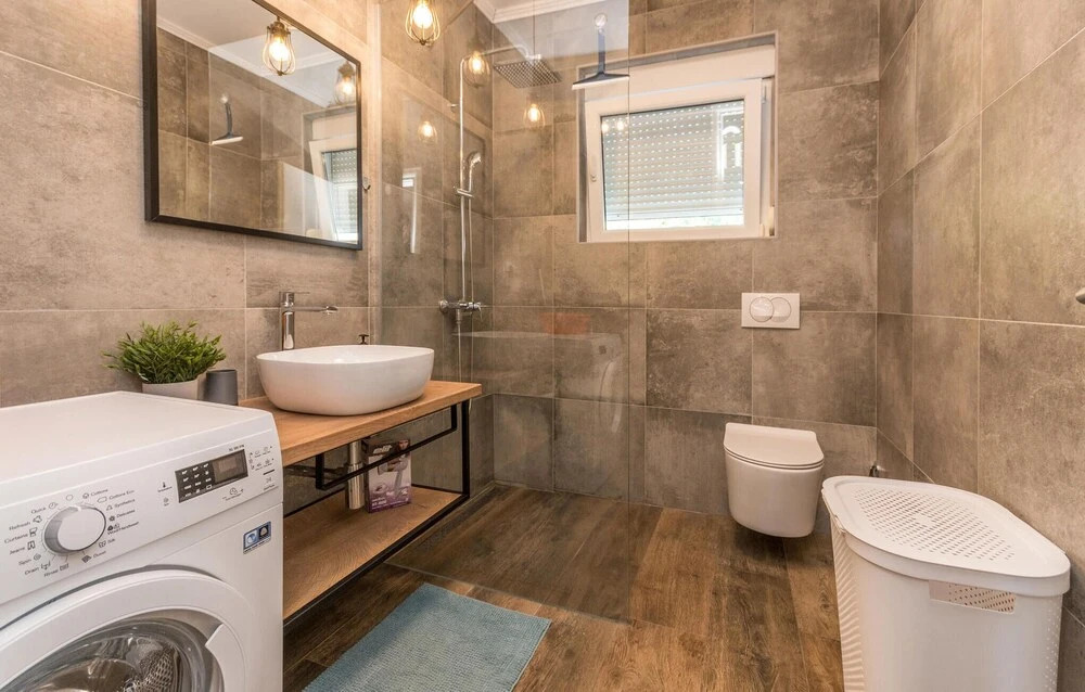 Stunning Apartment in Turanj With Wifi and 3 Bedrooms