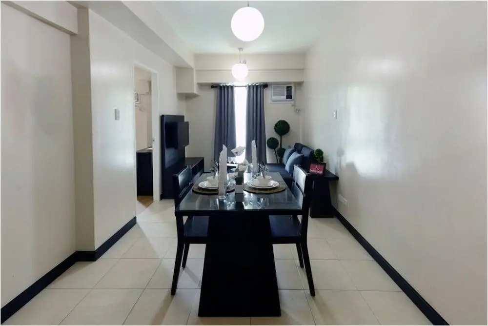 Home Edge Accommodations @ Tivoli Garden Residences
