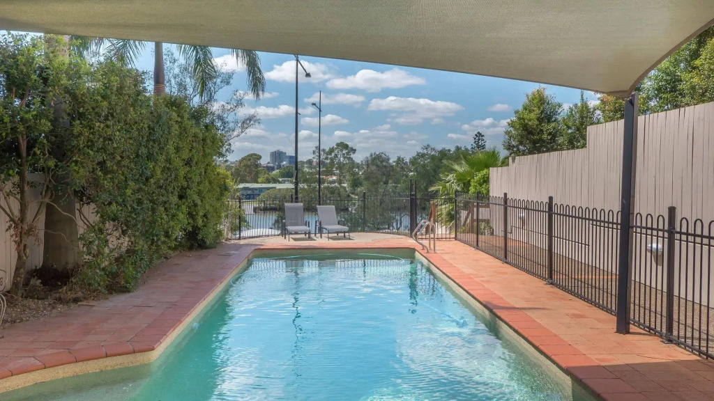 Founda Gardens Apartments