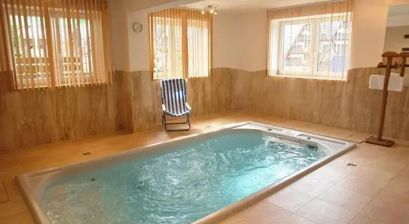 Dom Wczasowy Angelika BASEN JACUZZI SAUNA W CENIE POBYTU