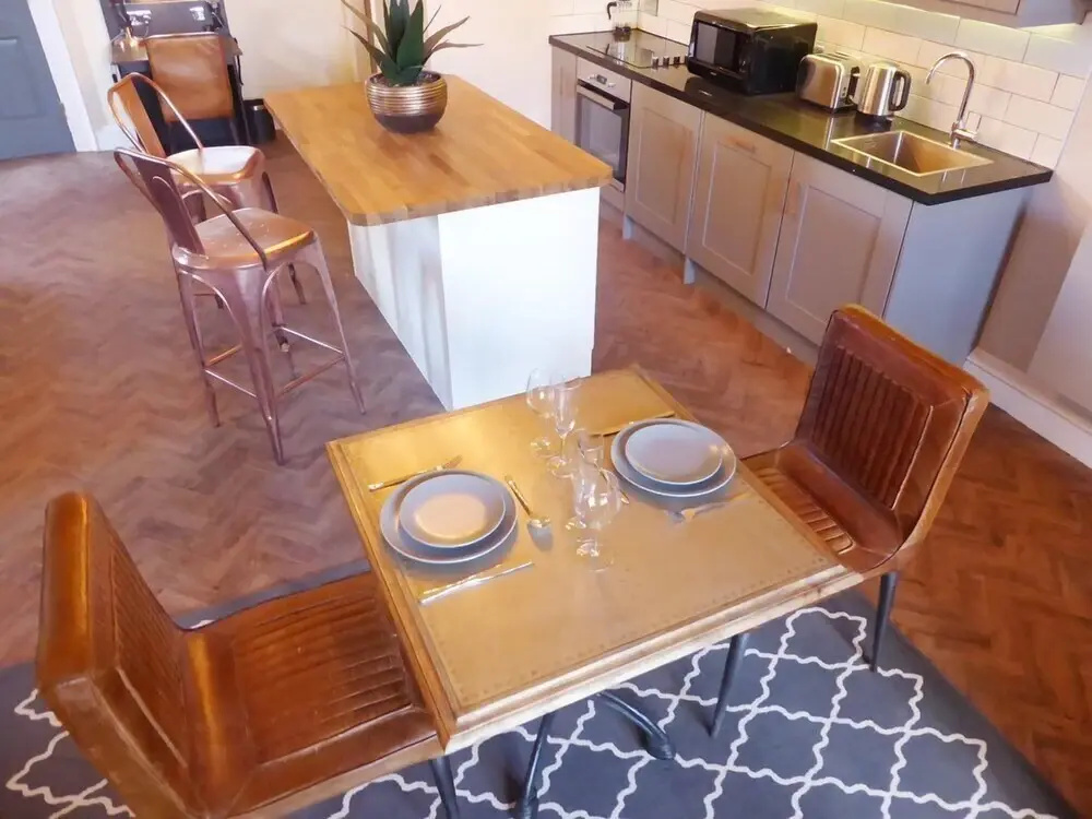 The Heaton at Claremont Apartments