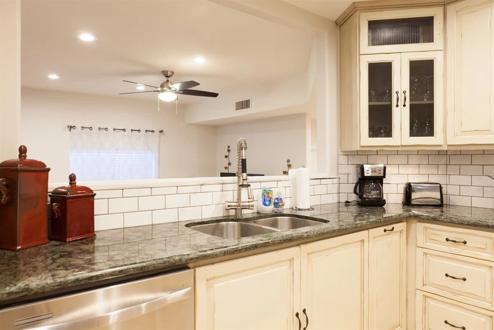 4BR Ocotillo Lakeview Home w/ Pool