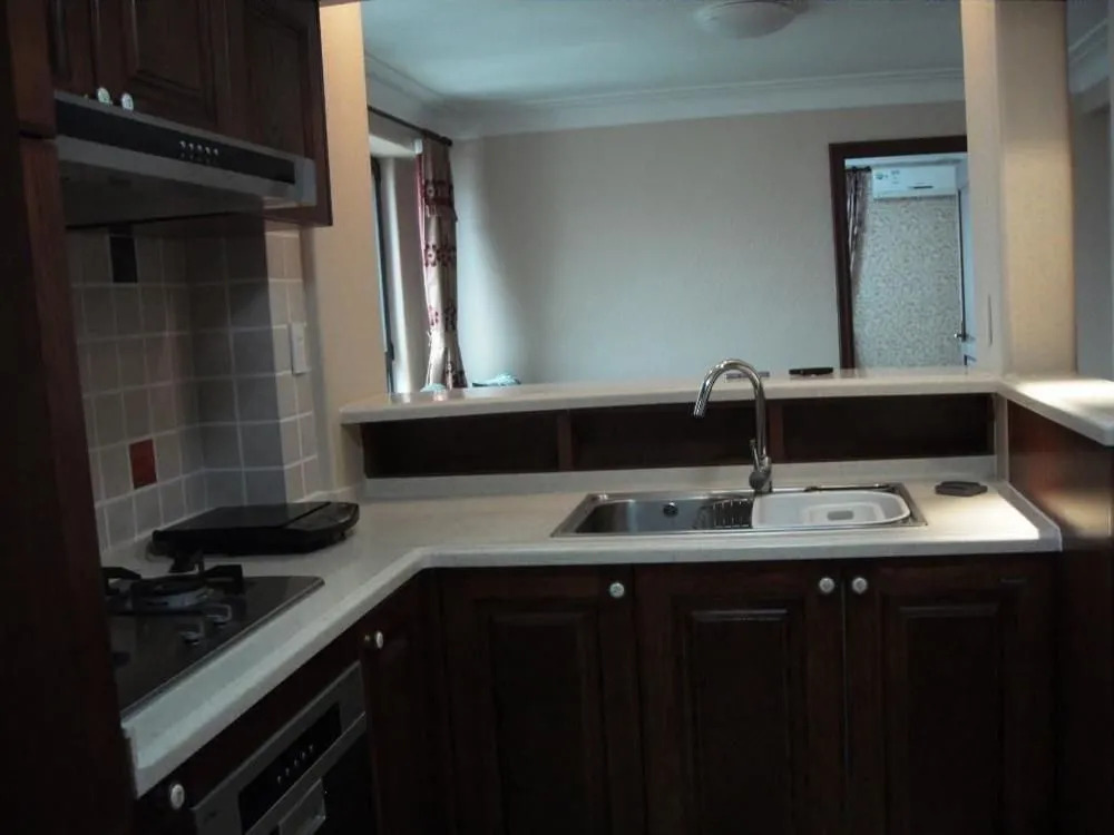 Fangfei Holiday Apartment Hotel