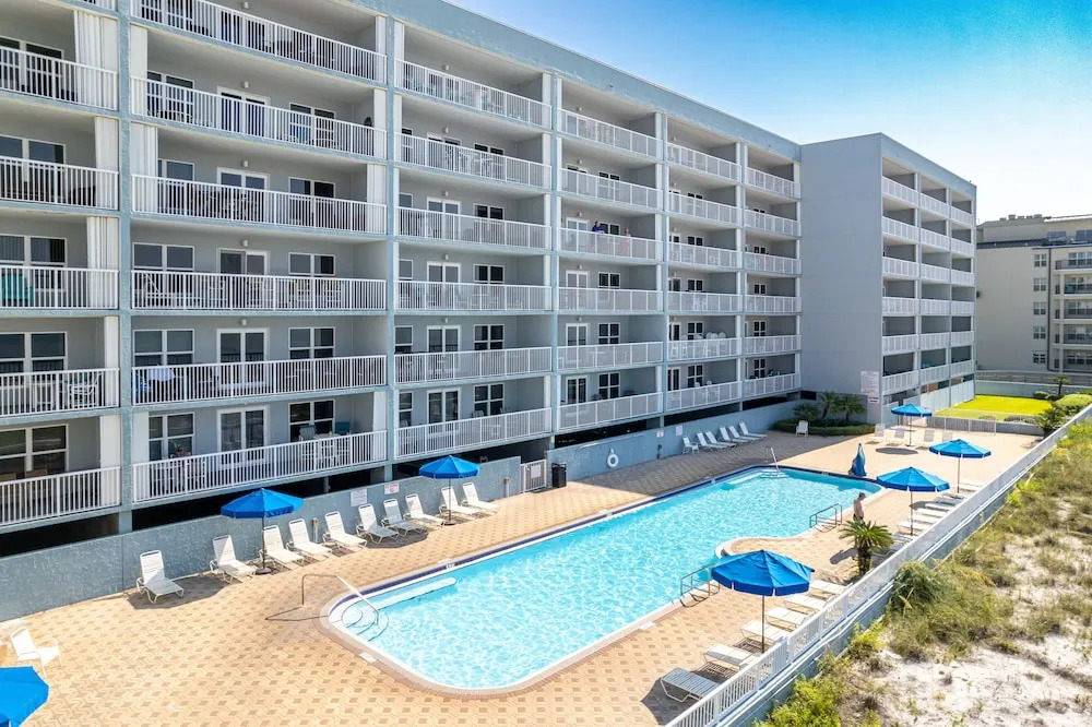 Islander Beach Resort 705 Condo