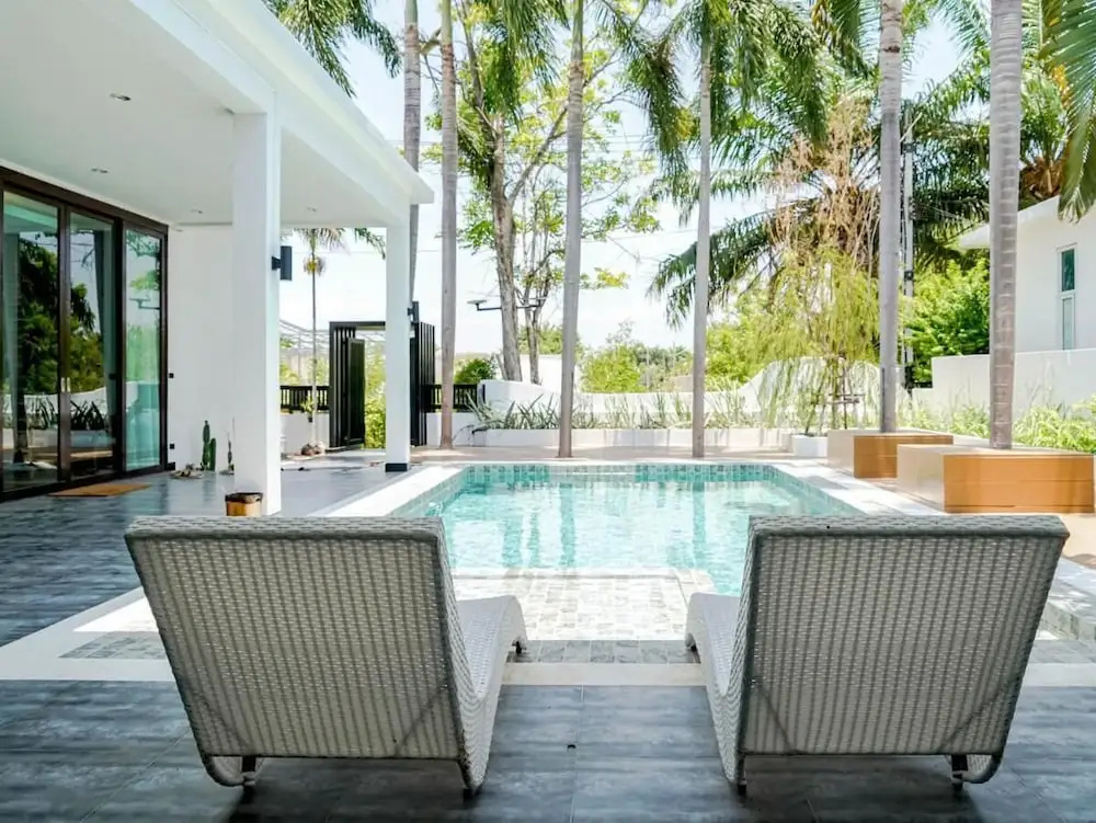 RoomQuest HideAway Hua Hin