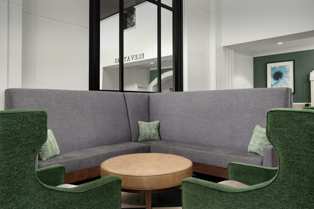 DoubleTree by Hilton Chicago OHare Airport-Rosemont