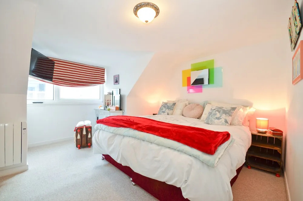 36A Cowes High Street