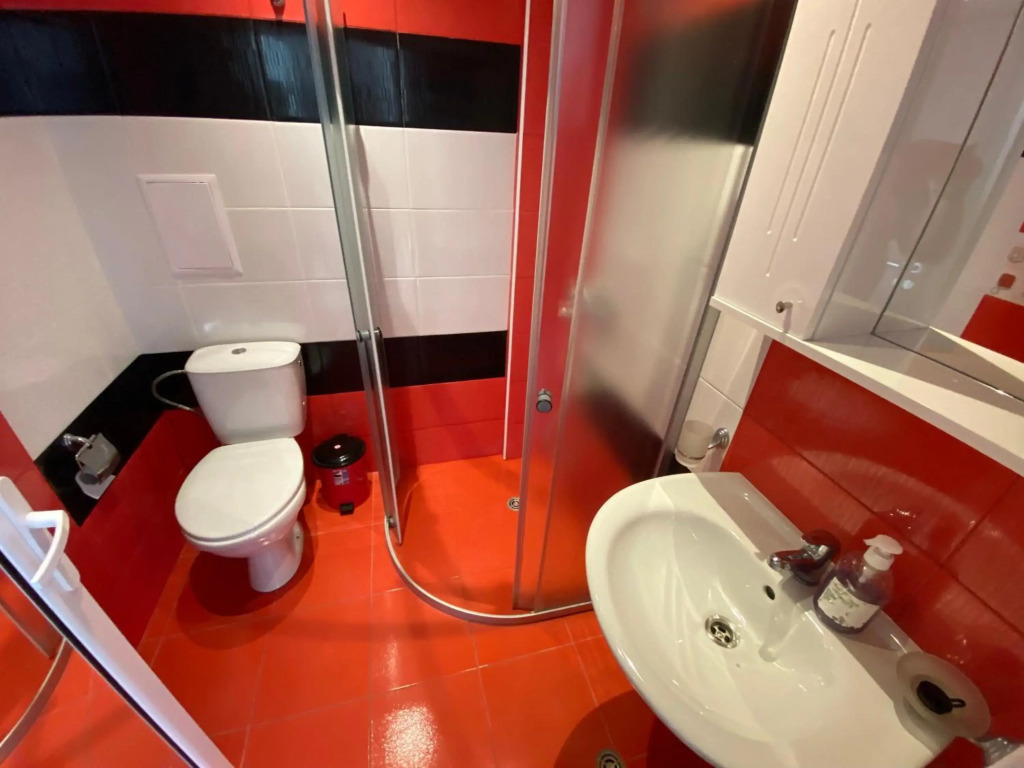 Private Cozy Studio Admiral Plaza C52