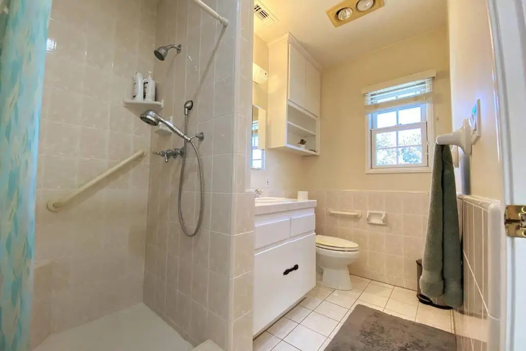 Spacious family oasis in silicon beach 5mins to LAX