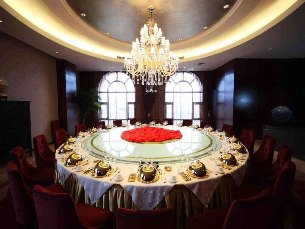 Haiyang Shenglong Jianguo Hotel