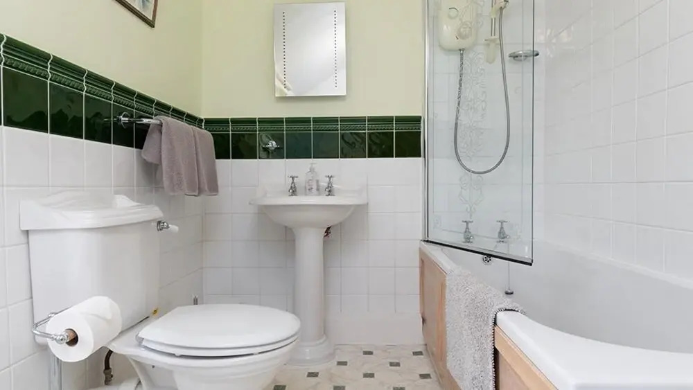 Ty Doli Cottage, rural location just outside Conwy town