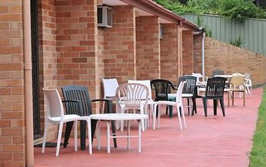 Windsor River View Inn