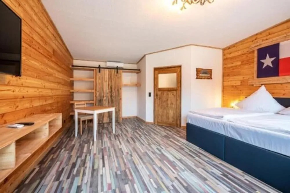 Zündstoff-City Western-Motel