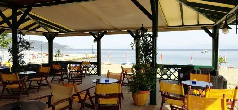 Captain's Beach Boutique Apartments