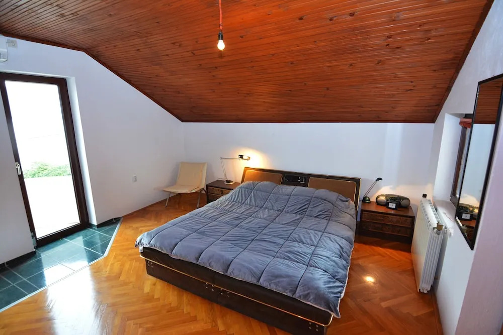 Vila Neda